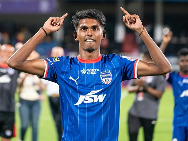 Vinith Venkatesh Shines in Debut as Bengaluru FC Triumphs Over East Bengal