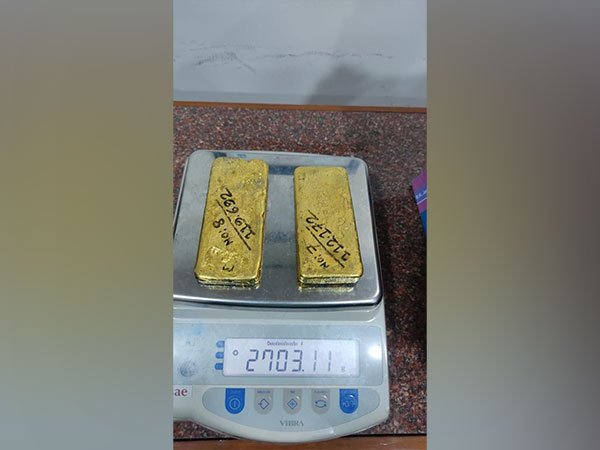 DRI busts gold smuggling syndicate, seizes 31.7 Kg gold worth Rs 19 crore