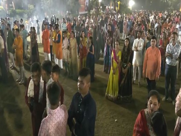 Gujarat Police Host Festive Garba Night to Celebrate Navratri with Personnel