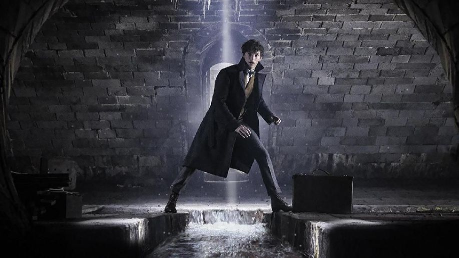 'Fantastic Beasts' movie review: Gellert determined to manipulate world for own ends 
