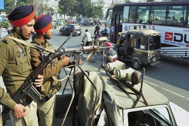 Punjab Police recover Rupees 8 lakh cash from fake Army recruitment racket, arrest 5