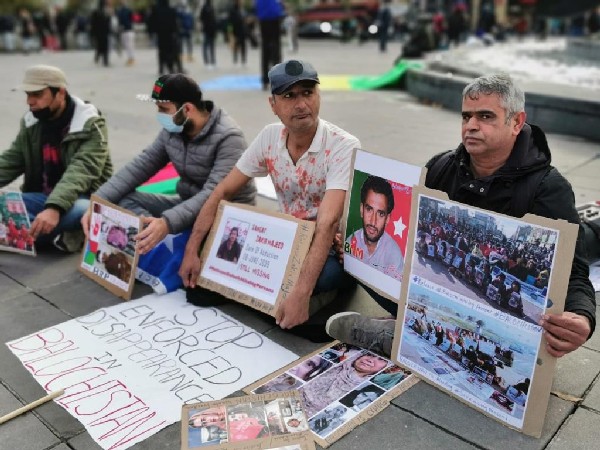 Baloch Martyrs' Day: Protest in Paris against enforced disappearances by Pak Army