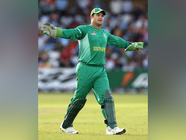 Mark Boucher hints at asking De Villiers to come out of retirement