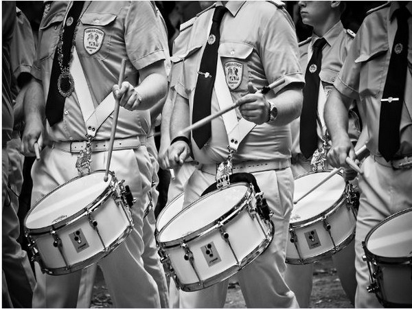 People who play drums have different brain function: Study