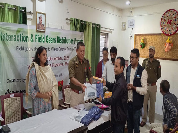 Assam: Majuli SP instructs village defence members on wildlife protection; field gear distributed