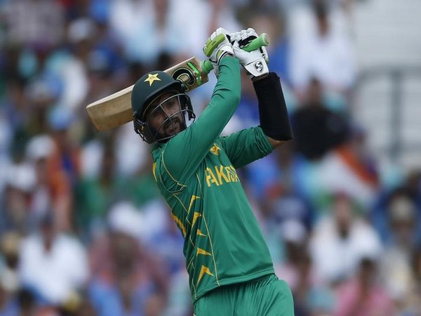 Shoaib Malik, Mohammad Hafeez return for T20I series against Bangladesh