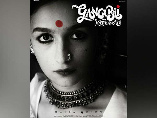 Poster of 'Gangubai Kahthiawadi' gets warm response, Alia Bhatt thanks fans