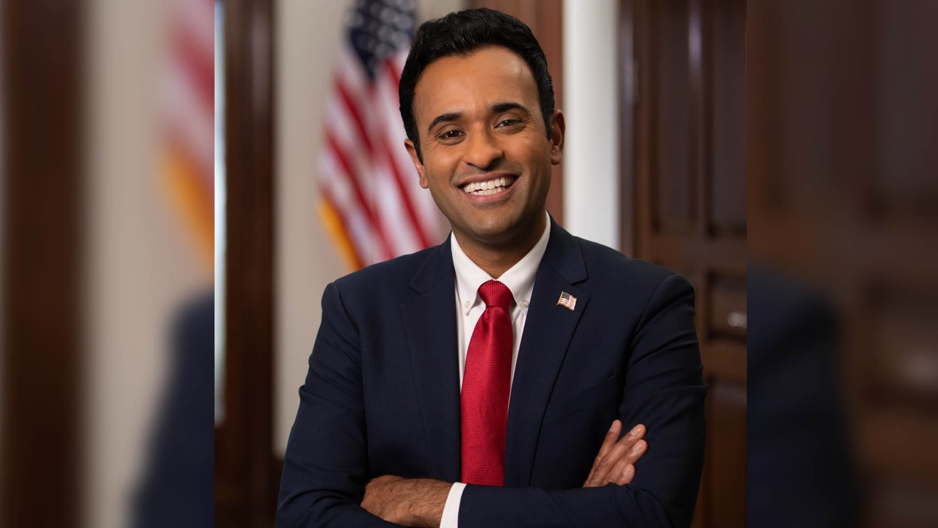 Vivek Ramaswamy announces he's suspending his presidential bid after a disappointing finish in Iowa