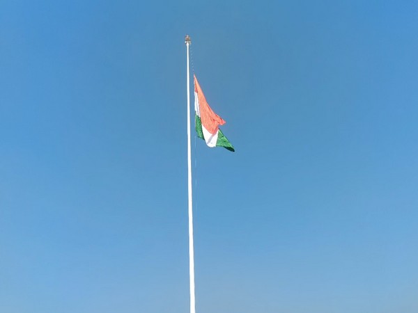 Andhra Pradesh Governor Nazeer hoists 150-foot-tall national flag in Jaggaiahpet