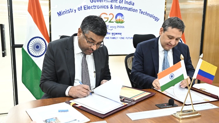 India and Colombia sign MoU for sharing successful Digital Solutions Implemented 