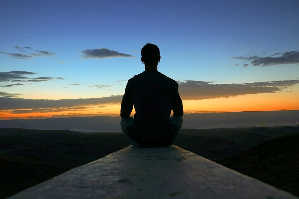 Meditation may be associated with specific brain connection changes: Study