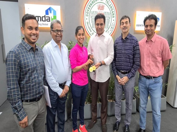 Telangana Minister KTR congratulates table tennis player Sreeja Akula for winning first-ever women's national c'ship for state