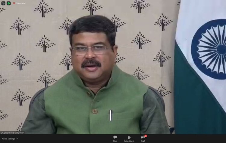 Pradhan urges oil & gas companies to procure domestic steel rather than importing