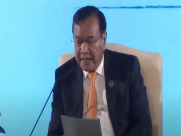 Don't want to choose any major power: Cambodian FM 