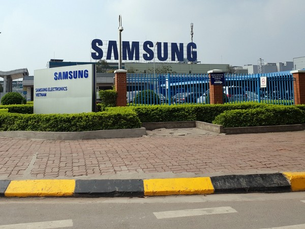 Amid COVID-19, Samsung Electronics plant in emergency in Vietnam