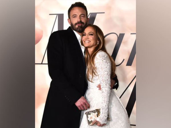 Jennifer Lopez, Ben Affleck to throw three-day wedding following Las Vegas ceremony 