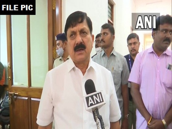 Karnataka: State Home Minister Araga Jnanendra holds a meeting over Shivamogga's clash