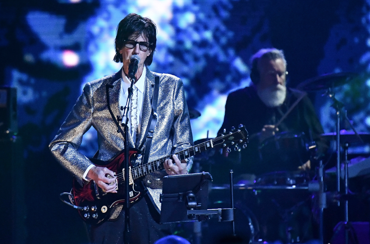 UPDATE 1-Cars front man Ric Ocasek died while recovering from surgery -family