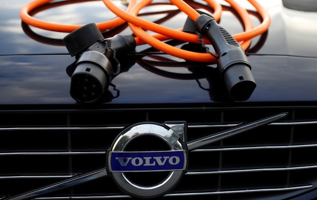 UPDATE 3-Volvo warns some vehicle engines may exceed emission limits