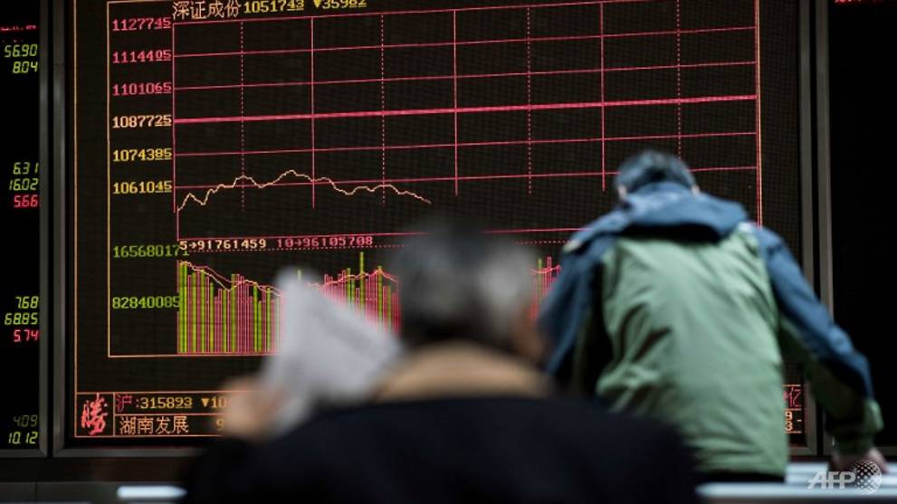 China stocks falls amid lean domestic demand
