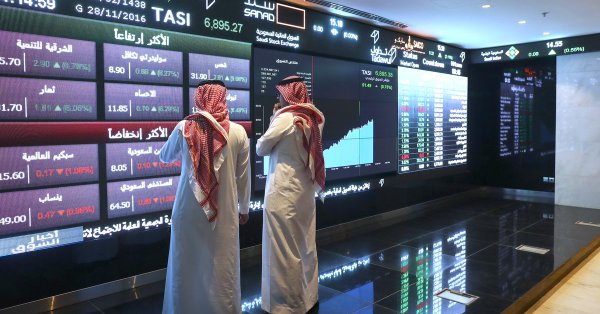 UPDATE 1-Foreigners sell net $1.1 bln of Saudi stocks as journalist disappearance rattles investors