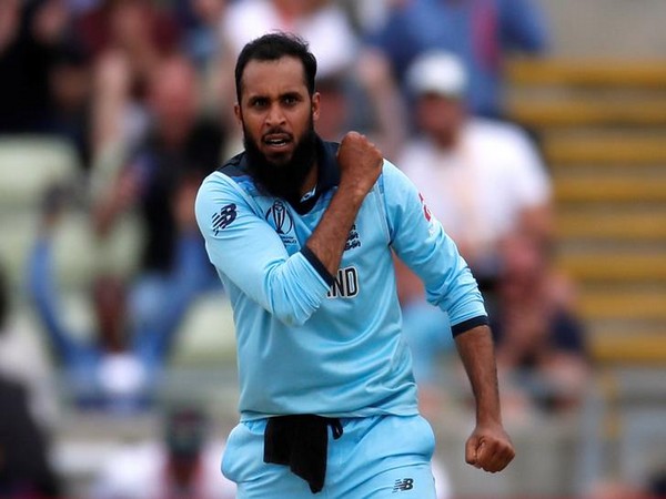 Adil Rashid signs one-year contract extension with Yorkshire