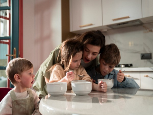 Study finds COVID-19 related parenting stress impacts eating habits of children 