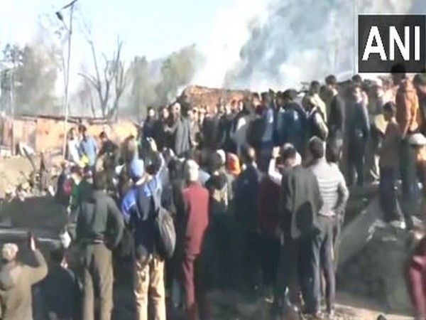 Inferno Ravages Kishtwar Village: Leaders Rally for Recovery