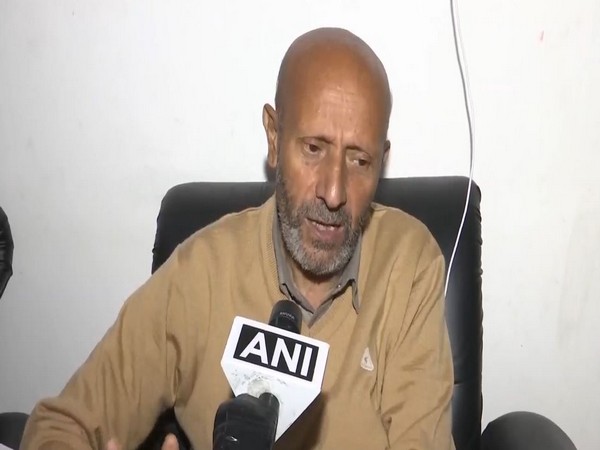 Engineer Rashid Accuses Abdullahs of Collusion in Article 370 Abrogation