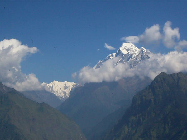 Tragic Dhaulagiri Climb: Bodies of Five Russian Mountaineers Recovered