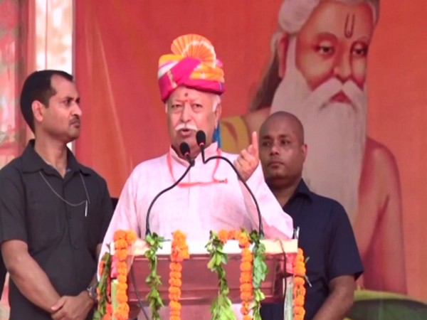 All people of India are Hindus irrespective of religion, says RSS chief Mohan Bhagwat