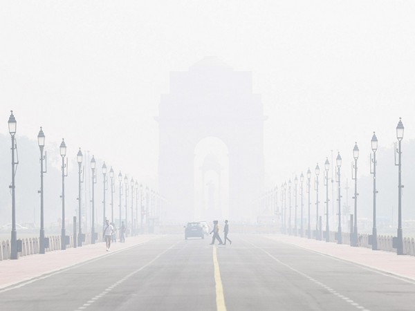 Delhi Enforces Strict Ban on Older Vehicles to Tackle Severe Air Pollution