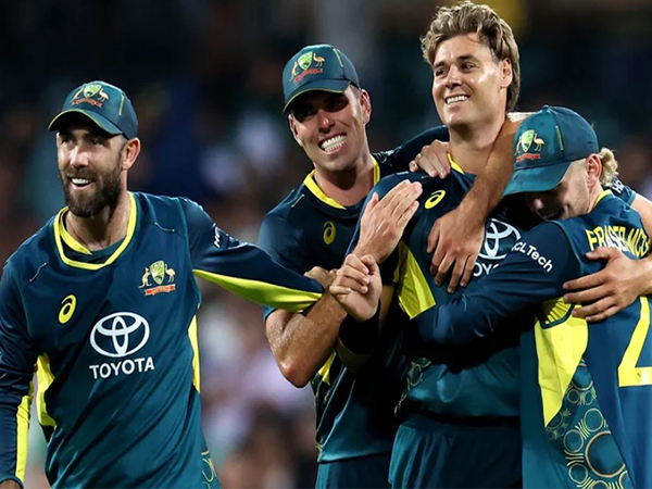 Australia Claims Victory Over Pakistan with Inglis Leading the Charge