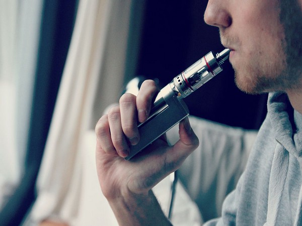 More teens who vape us nicotine and other addictive substances: Study