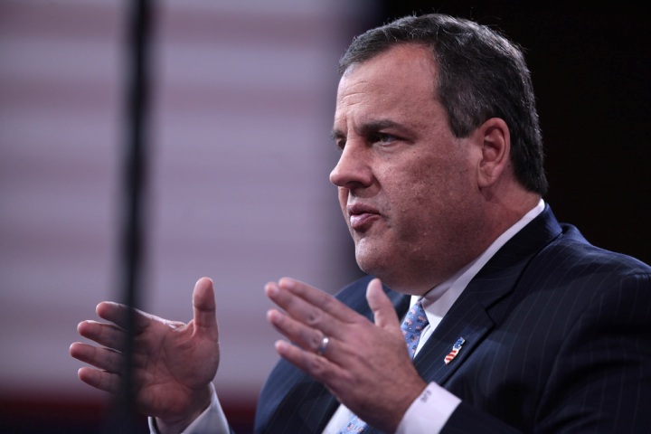 Christie sees Trump White House as "rogues' gallery of flawed people"