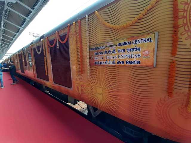 Gujarat CM flags off Tejas Train from Ahmedabad to Mumbai