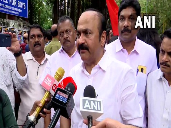    Congress blames Kerala Minister's remarks for 'low turnout' in India-Sri Lanka ODI