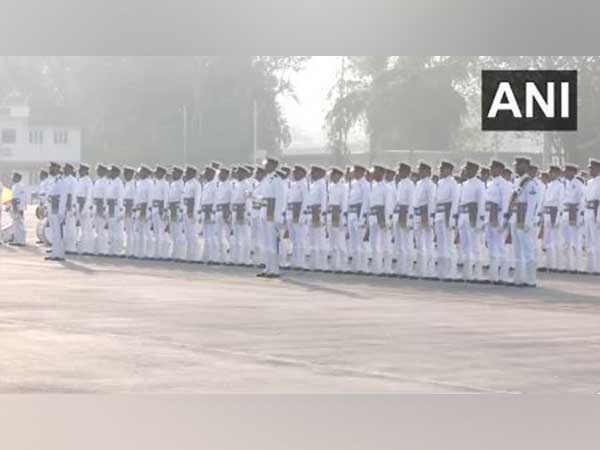 Golden Wings: 100th Naval Air Operations Graduates Pass Out with Honors