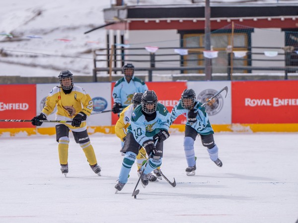 Spiti Cup 2025: Thrilling Ice Hockey Climaxes Amid Snowy Spectacle