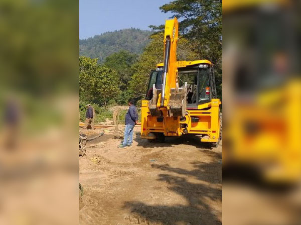 Andhra Pradesh officials demolished huts without notice in Pinagadi, allege villagers