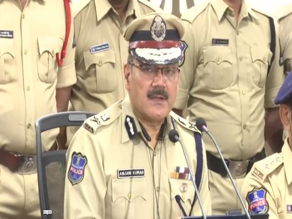 Hyderabad Commissioner participates in mega plantation drive by city Police 