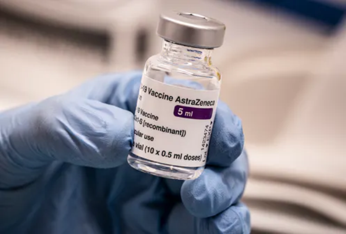 German finance minister says to receive AstraZeneca COVID vaccine 