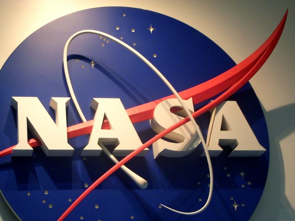 Science News Roundup: KBR wins $570 million contract for NASA spaceflight operations