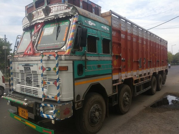 Delhi: Ban on truck entry to continue till further orders, say officials