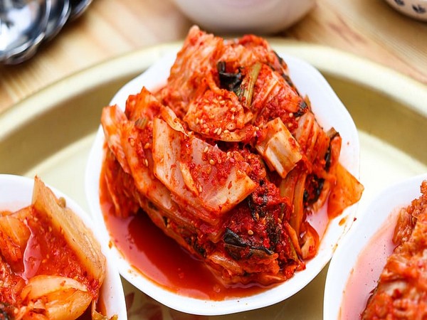 Researchers find source of fermentation in Korean delicacy Kimchi ...