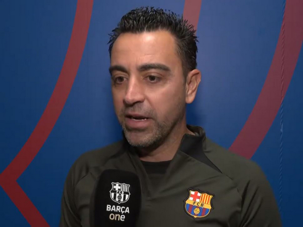 "He was a disaster, killed the tie": Barcelona coach Xavi lambasts referee for Arujo sending off