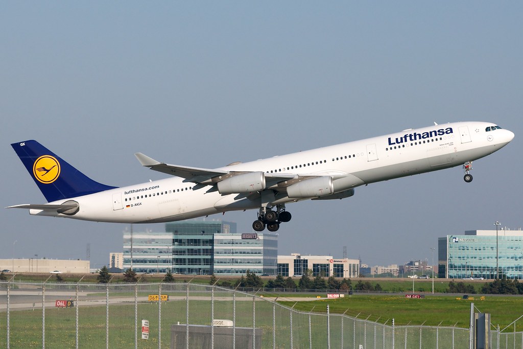 Lufthansa flight from Spain to Germany declares mid-air emergency - report