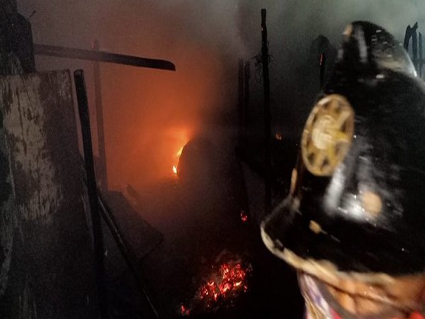 Fire breaks out in Saket slum area in Maharashtra's Thane