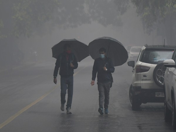 Thunderstorms with moderate rainfall likely in Delhi during next 2 hours