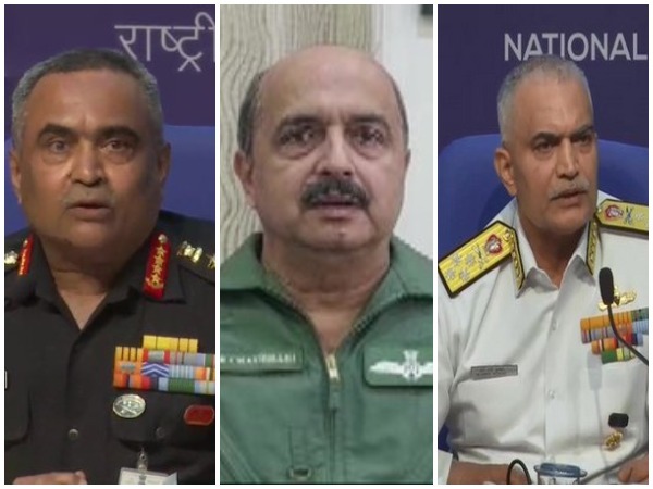 Indian Defence service chiefs hail Agnipath Scheme, term it 'transformational' for armed forces